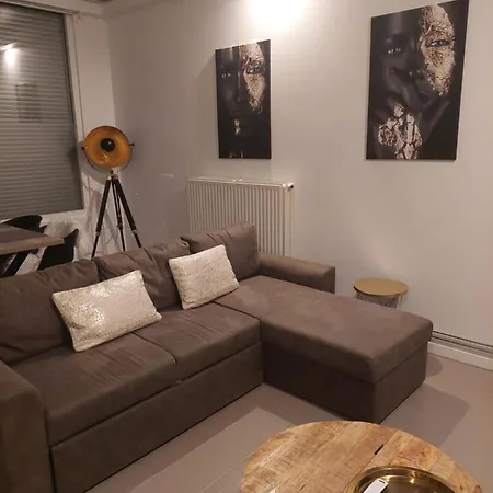 Antwerp West Side アパート Zwijndrecht